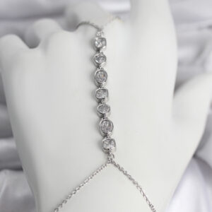 Tegan Pirinç Gümüş Renk Sıralı Zirkon Taşlı Kadın Şahmeran TG27SN756