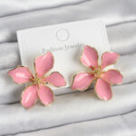 Tegan Pembe Mineli Çiçek Model Pirinç Kadın Küpe TG27BKP11727