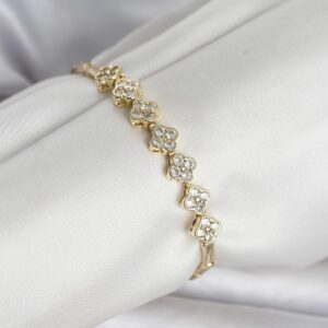 Tegan Pirinç Gold Renk Yonca Model Zirkon Taşlı Kadın Bileklik TG27BB8399