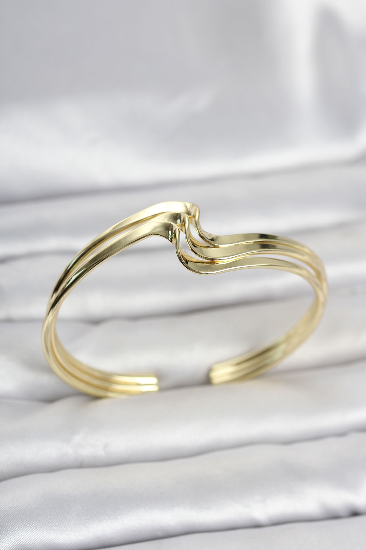 Tegan Zikzak Model Gold Renk Pirinç Kadın Bileklik TG27BB8554 - Görsel 1