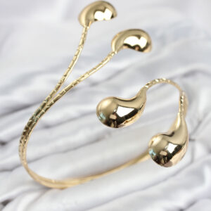 Tegan Pazu Bileklik Gold Renk Pirinç Damla Model TG27BB8564