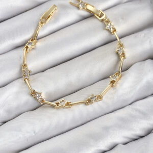 Tegan CM Gold Renk Yıldız Model Zirkon Taşlı Pirinç Kadın Bileklik TG27BB8602