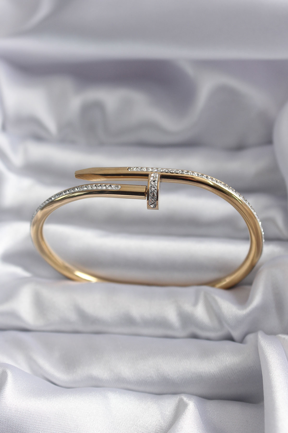 Tegan 316L Çelik Gold Renk Çivi Model Zirkon Taş Detay Kadın Bileklik TG27BB5646 - Görsel 1
