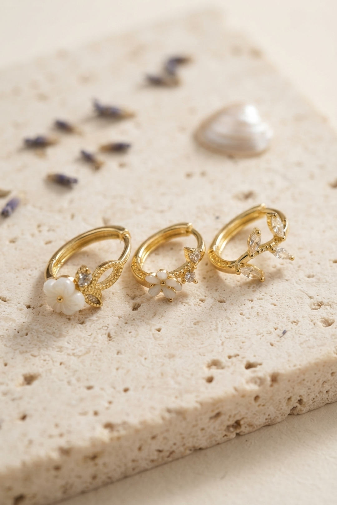 Tegan 3 lü Set Çiçek Model Gold Renk Kadın Küpe TG27BKP11960 - Görsel 1