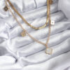 Tegan 316L Çelik Gold Renk 2'li İtalyan Zincir Model Beyaz Yonca Figür Kadın Kolye TG27BKO7928 - Thumbnail Image 2