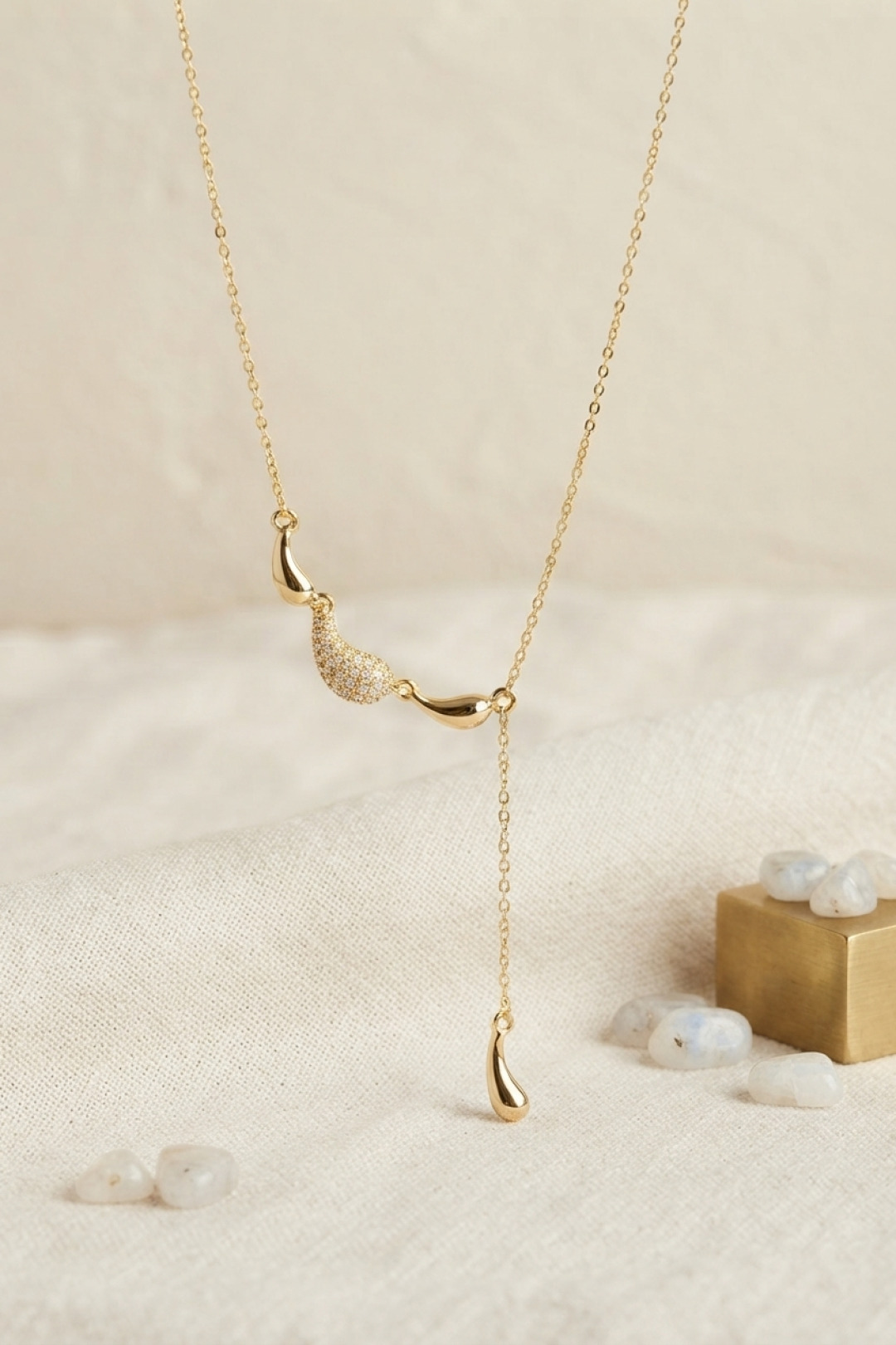 Tegan Pirinç Gold Renk Zirkon Taşlı Damla Model Kadın Kolye TG27BKO11239 - Görsel 1